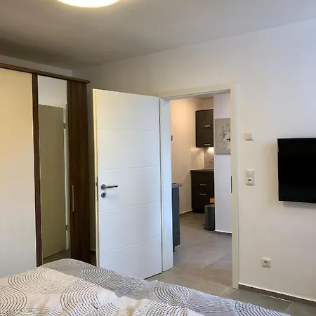 Erdgeschoss-Appartement Mit Seeterasse Ahrensbok Extérieur photo