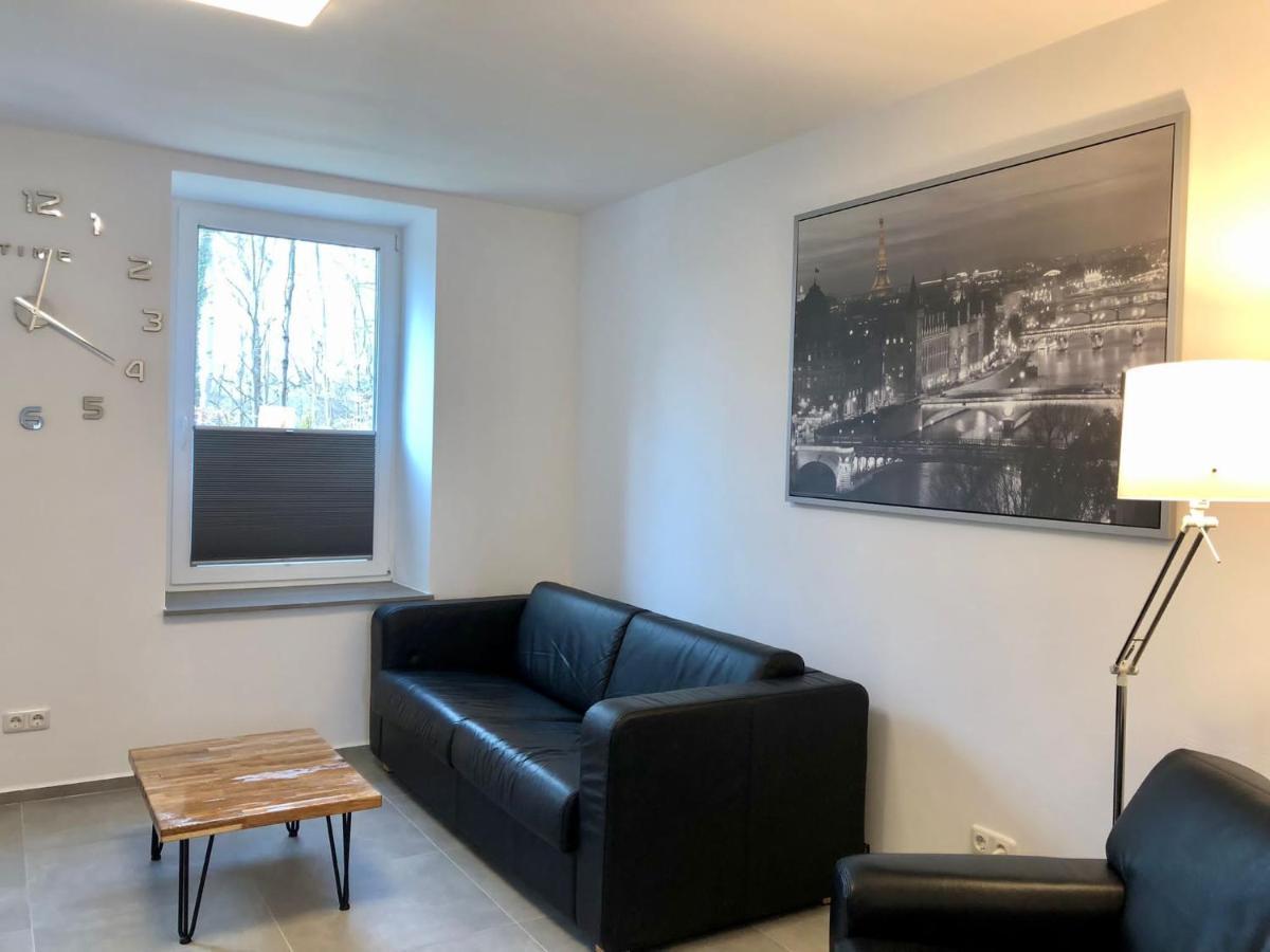 Erdgeschoss-appartement Mit Seeterasse Apartment